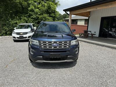 2016 Ford Explorer XLT   - Photo 2 - Hopkinsville, KY 42240