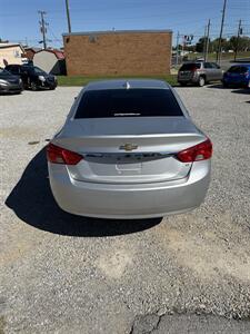 2017 Chevrolet Impala LT   - Photo 4 - Hopkinsville, KY 42240