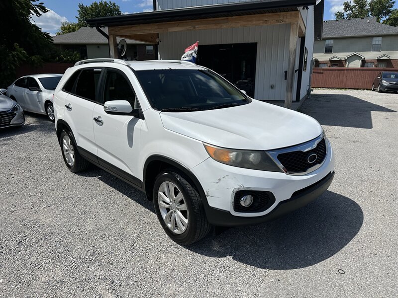 2011 Kia Sorento EX  