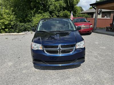 2017 Dodge Grand Caravan SE   - Photo 2 - Hopkinsville, KY 42240