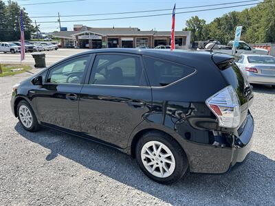 2012 Toyota Prius V Two   - Photo 4 - Hopkinsville, KY 42240