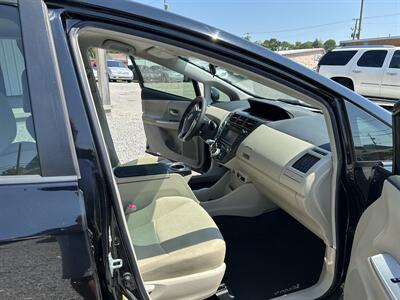 2012 Toyota Prius V Two   - Photo 10 - Hopkinsville, KY 42240