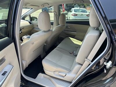 2012 Toyota Prius V Two   - Photo 8 - Hopkinsville, KY 42240