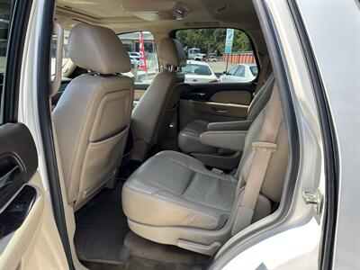 2010 GMC Yukon DENALI   - Photo 8 - Hopkinsville, KY 42240