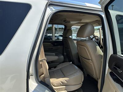 2010 GMC Yukon DENALI   - Photo 11 - Hopkinsville, KY 42240