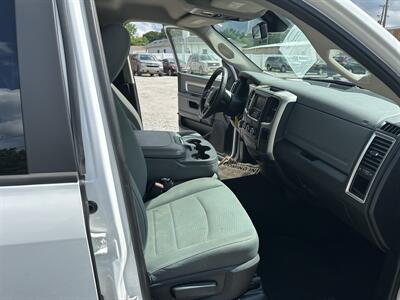 2015 RAM 1500 SLT   - Photo 9 - Hopkinsville, KY 42240