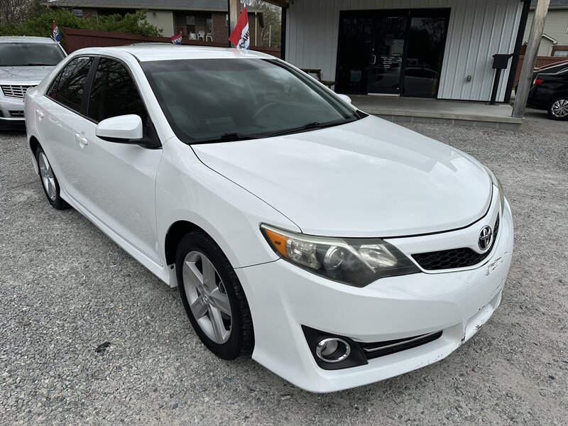 2013 Toyota Camry L   - Photo 1 - Hopkinsville, KY 42240