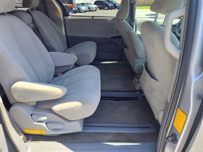 2014 Toyota Sienna LE   - Photo 17 - Hopkinsville, KY 42240