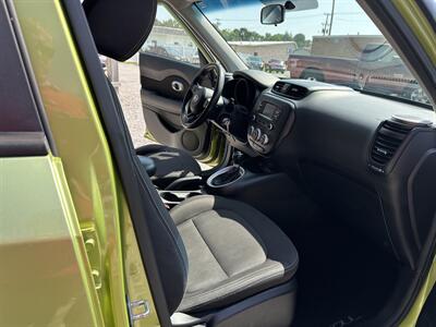 2015 Kia Soul   - Photo 9 - Hopkinsville, KY 42240