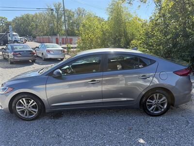 2018 Hyundai ELANTRA SEL   - Photo 2 - Hopkinsville, KY 42240