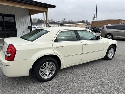 2008 Chrysler 300 Series Touring   - Photo 6 - Hopkinsville, KY 42240