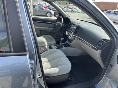 2009 Hyundai SANTA FE GLS   - Photo 9 - Hopkinsville, KY 42240