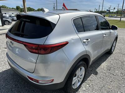2018 Kia Sportage LX   - Photo 6 - Hopkinsville, KY 42240