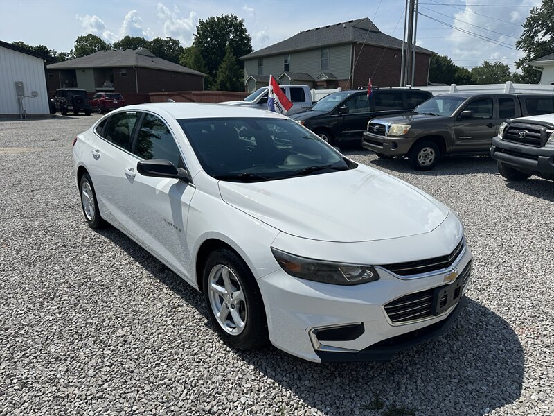 2017 Chevrolet Malibu LS Fleet   - Photo 1 - Hopkinsville, KY 42240