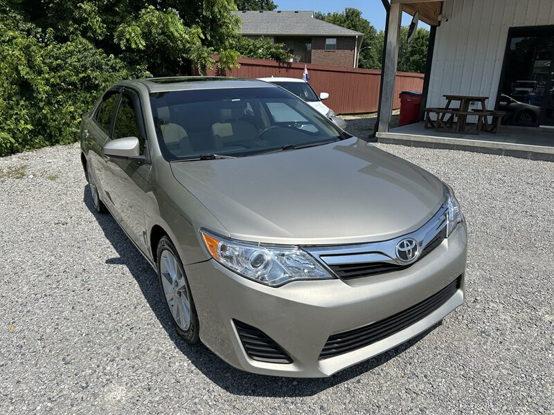 2014 Toyota Camry L   - Photo 1 - Hopkinsville, KY 42240