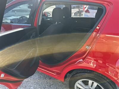 2014 Chevrolet Sonic LT   - Photo 8 - Hopkinsville, KY 42240