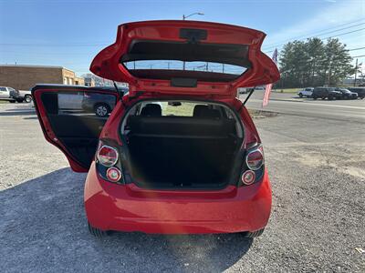 2014 Chevrolet Sonic LT   - Photo 9 - Hopkinsville, KY 42240