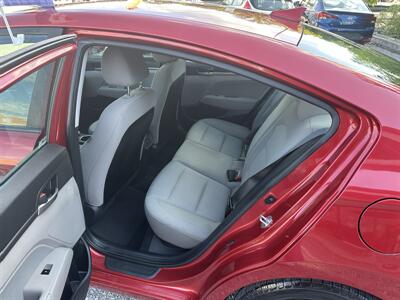 2017 Hyundai ELANTRA SE   - Photo 8 - Hopkinsville, KY 42240