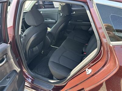 2017 Kia Optima LX   - Photo 8 - Hopkinsville, KY 42240