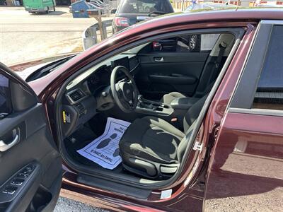 2017 Kia Optima LX   - Photo 7 - Hopkinsville, KY 42240