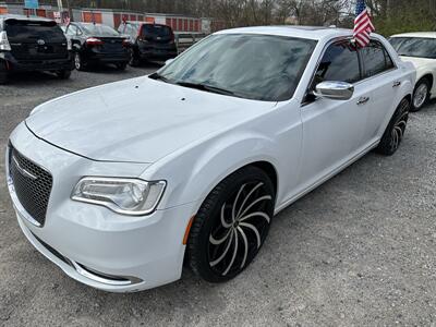 2017 Chrysler 300C   - Photo 3 - Hopkinsville, KY 42240