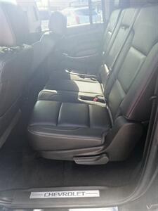 2019 Chevrolet Suburban 1500 LT   - Photo 9 - Hopkinsville, KY 42240
