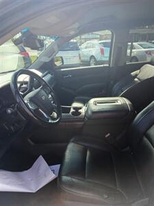 2019 Chevrolet Suburban 1500 LT   - Photo 8 - Hopkinsville, KY 42240