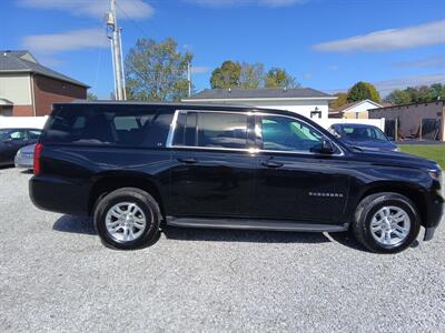 2019 Chevrolet Suburban 1500 LT   - Photo 4 - Hopkinsville, KY 42240