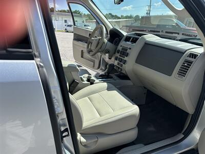 2009 Ford Escape XLT   - Photo 9 - Hopkinsville, KY 42240