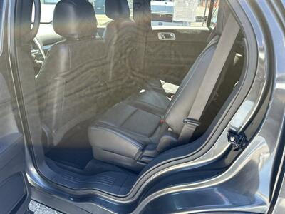 2015 Ford Explorer XLT   - Photo 8 - Hopkinsville, KY 42240
