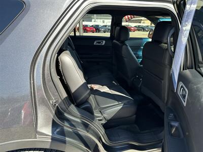 2015 Ford Explorer XLT   - Photo 11 - Hopkinsville, KY 42240