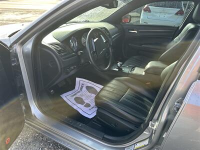 2014 Chrysler 300 Series S   - Photo 7 - Hopkinsville, KY 42240