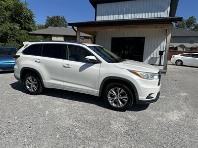 2014 Toyota Highlander XLE   - Photo 1 - Hopkinsville, KY 42240