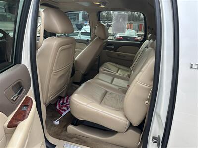 2011 Chevrolet Avalanche LTZ   - Photo 8 - Hopkinsville, KY 42240