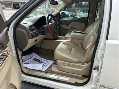 2011 Chevrolet Avalanche LTZ   - Photo 7 - Hopkinsville, KY 42240