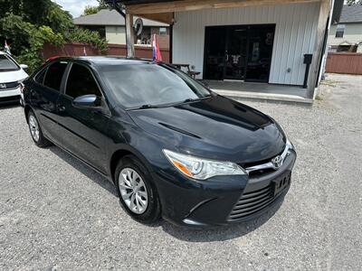 2017 Toyota Camry LE   - Photo 1 - Hopkinsville, KY 42240