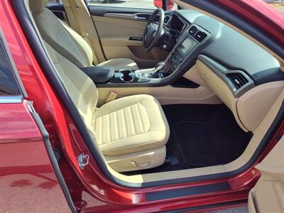 2016 Ford Fusion SE   - Photo 13 - Hopkinsville, KY 42240