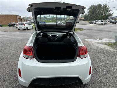 2017 Hyundai VELOSTER   - Photo 8 - Hopkinsville, KY 42240