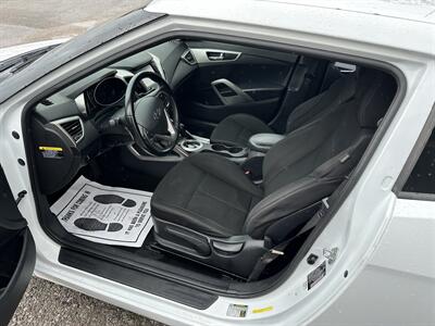 2017 Hyundai VELOSTER   - Photo 7 - Hopkinsville, KY 42240