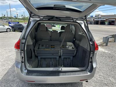 2014 Toyota Sienna LE 8-Passenger   - Photo 8 - Hopkinsville, KY 42240