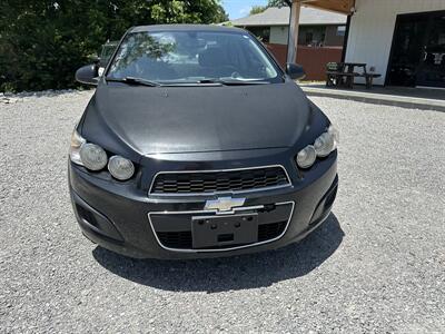 2015 Chevrolet Sonic LS   - Photo 2 - Hopkinsville, KY 42240