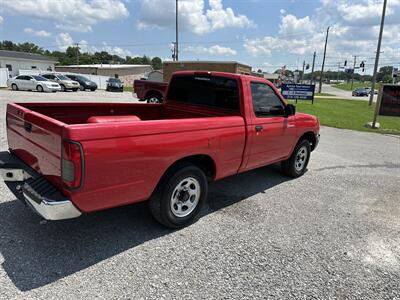 2000 Nissan Frontier XE   - Photo 6 - Hopkinsville, KY 42240