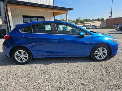 2017 Chevrolet Cruze LT   - Photo 8 - Hopkinsville, KY 42240