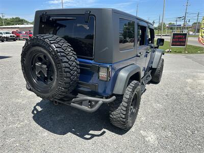 2010 Jeep Wrangler Unlimited Sport   - Photo 6 - Hopkinsville, KY 42240