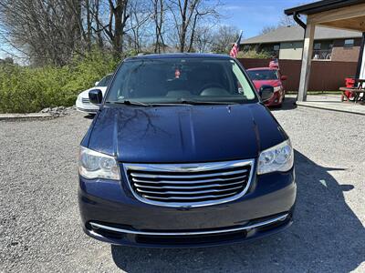 2015 Chrysler Town & Country Touring   - Photo 2 - Hopkinsville, KY 42240