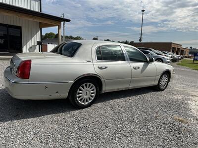 2005 Lincoln Town Car SIGNATURE LIMITED   - Photo 6 - Hopkinsville, KY 42240