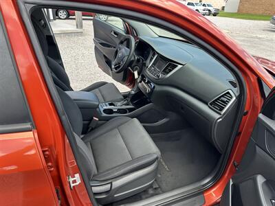 2016 Hyundai TUCSON SE   - Photo 9 - Hopkinsville, KY 42240