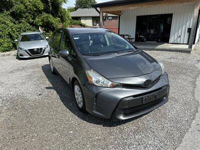 2016 Toyota Prius v Two   - Photo 1 - Hopkinsville, KY 42240