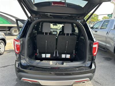 2016 Ford Explorer XLT   - Photo 9 - Hopkinsville, KY 42240