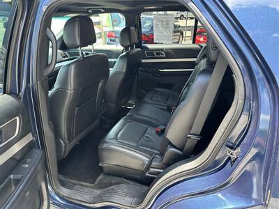 2016 Ford Explorer XLT   - Photo 7 - Hopkinsville, KY 42240